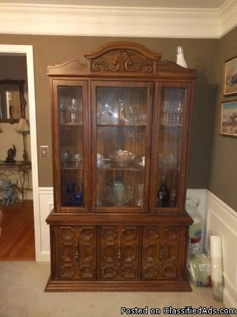 China Cabinet, 0