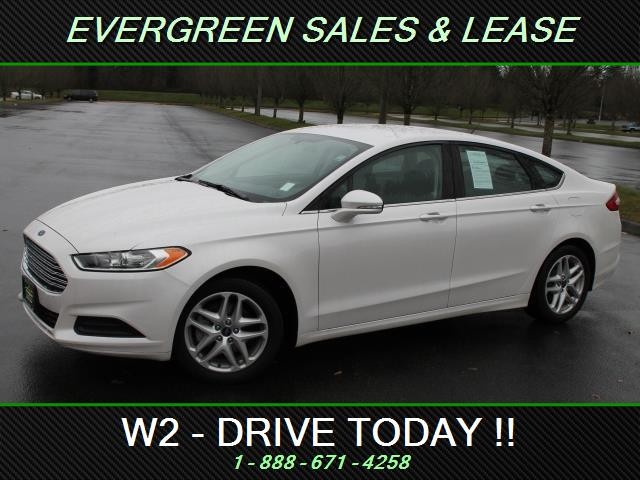 2013 Ford Fusion SE - ONLY 26K MILES !!