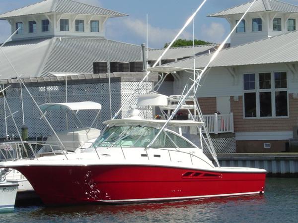 2005 Rampage 38' Express w/370 hours