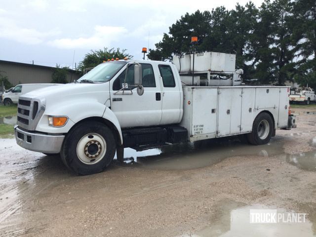 2004 Ford F-650 Super Duty  Utility Truck - Service Truck