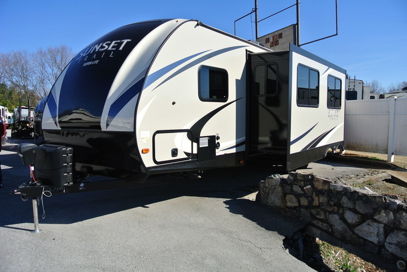 2017 Crossroads Rv Sunset Trail Super Lite SS289QB