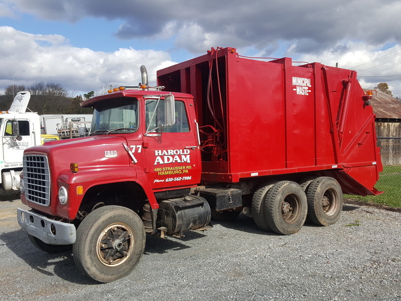 1977 Ford 9000  Garbage Truck