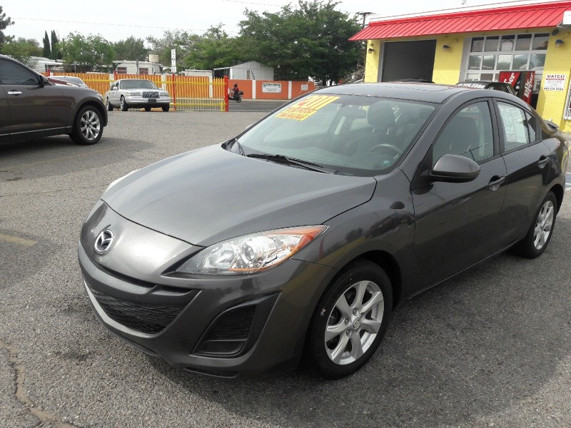 2011 Mazda Mazda3 4dr Sdn Man i Touring