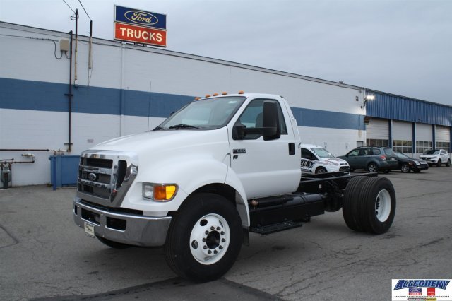 2015 Ford F650  Cab Chassis