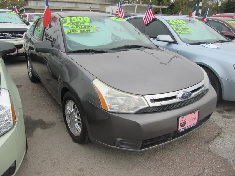 2009 Ford Focus 4dr Sdn SE