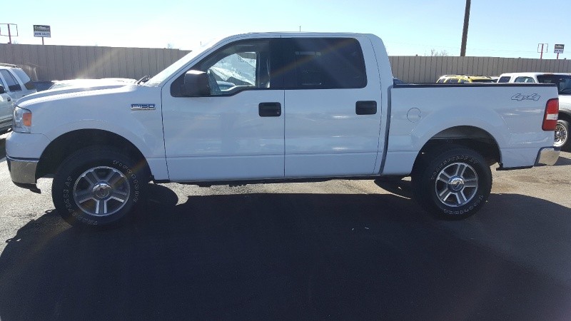 2007 Ford F-150 4WD SuperCrew 139 XLT