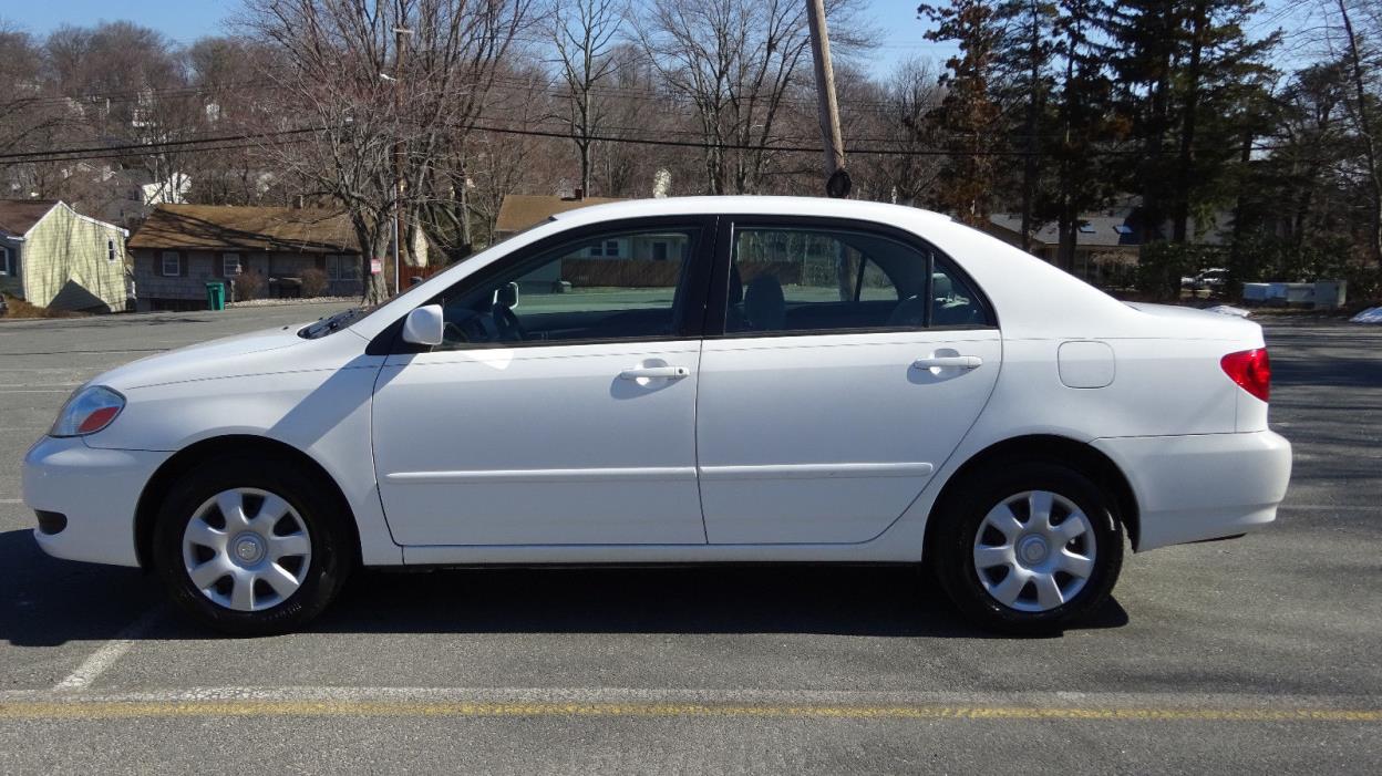 2007 Toyota Corolla LE 2007 toyotoa corolla le low miles clean carfax