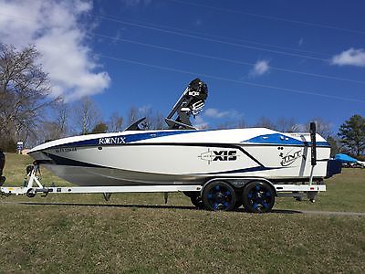 2015 Axis T23 Wakeboard Surfing Boat - LOADED & UPGRADED
