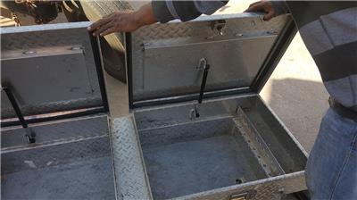 TOOL BOX FOR PICK UP TRUCK, 2