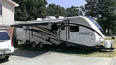 2012 Keystone Premier Ultra Lite 31BHPR