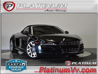 2011 Audi R8  2011 Audi R8 5.2 quattro Spyder Low Miles Ceramic Brakes V10 Navigation