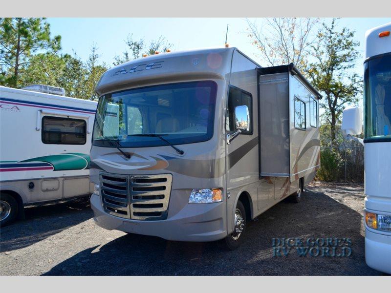 2013 Thor Motor Coach ACE 30 1