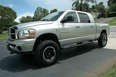 2006 Dodge Ram 2500 SLT 4x4 5.9L I6 Cummins TurboDiesel Mega Cab Truck uper Clean 06 Dodge 4x4 5.9 Cummins Diesel Mega Cab with only 110k Miles