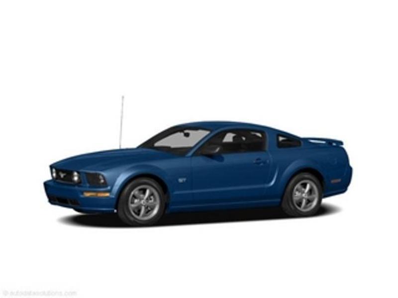 2009 Ford Mustang V6 Deluxe