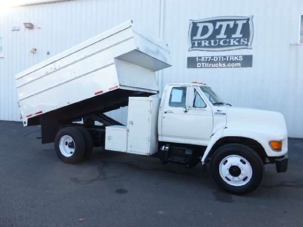 1995  Ford  F800