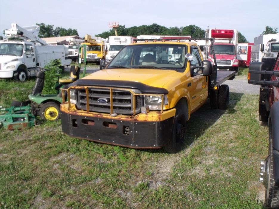 2003 Ford F350 Xl Sd  Flatbed Truck
