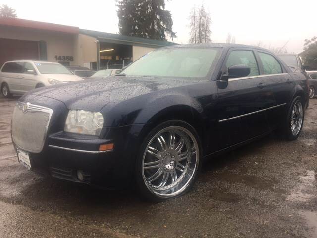 2006 Chrysler 300 Touring 4dr Sedan