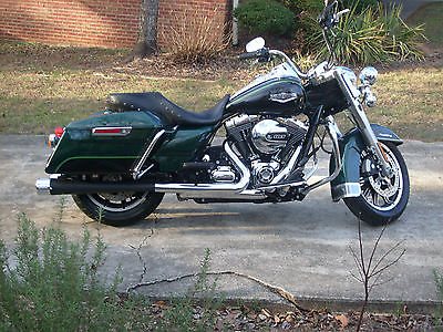 2015 Harley-Davidson Touring  2015 FLHR Road King,ABS-cruise-smart security-upgraded exhaust