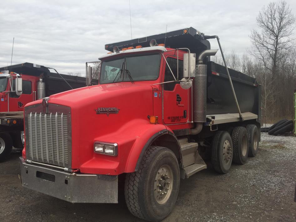 2006 Kenworth T800  Dump Truck