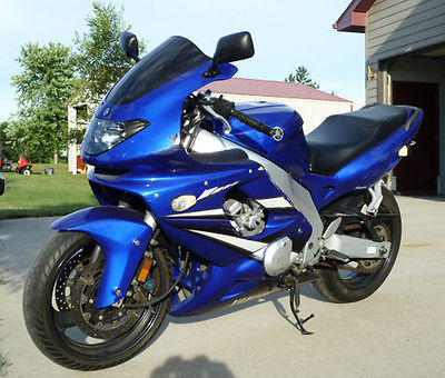 2007 Yamaha YZF-R  Yamaha 600R Sport Bike, New Exhaust, Good Cond, in Time for Springtime Riding!