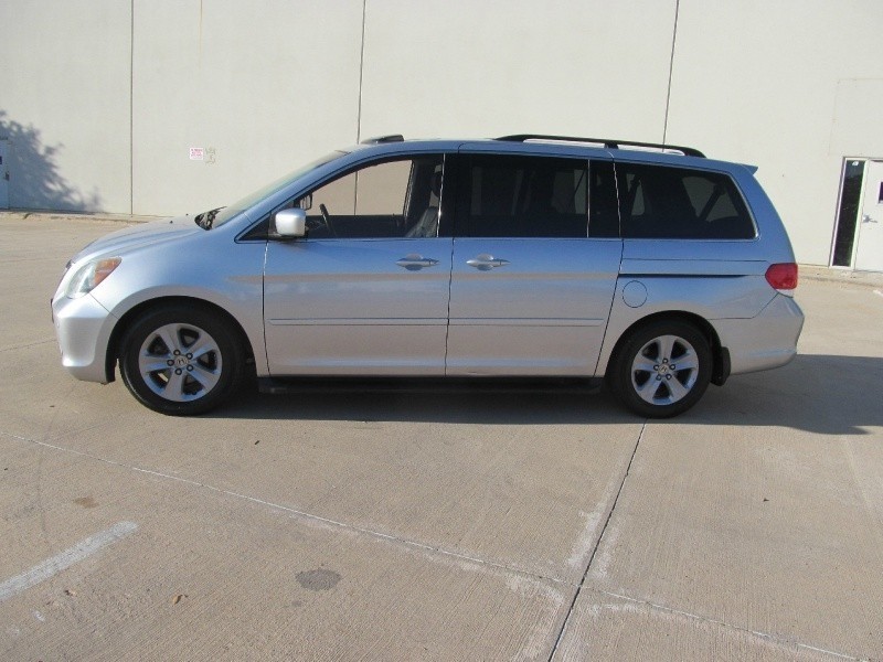 2010 Honda Odyssey 5dr Touring w/RES & Navi