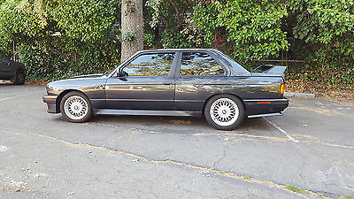 1990 BMW M3 Base Coupe 2-Door 1990 BMW M3 Base Coupe 2-Door 2.3L