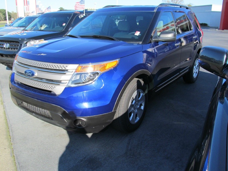 2013 Ford Explorer V6 3rd Row Seats,CD,GET FINANCED HERE!