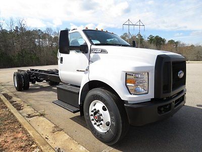 2017 Ford Super Duty F-750 DRW  17 NEW F750 SUPER DUTY 260