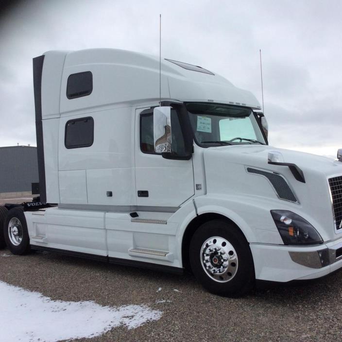 2017 Volvo Vnl64t780  Conventional - Sleeper Truck