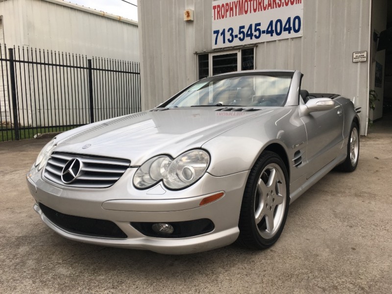 2004 Mercedes-Benz SL 55 AMG low miles panoramic roof clean carfax