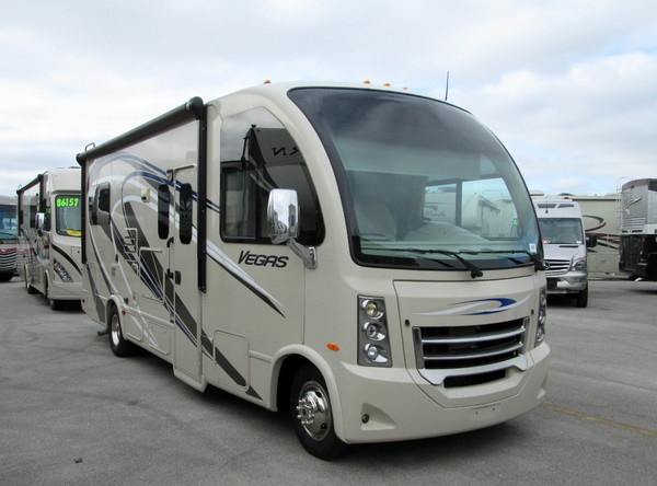 2015 Thor Motor Coach VEGAS