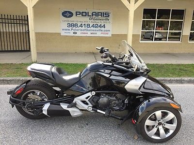 2015 Can-Am Spyder F3-S  2015 Can-Am Spyder F3-S THREE WHEEL MOTORCYCLE