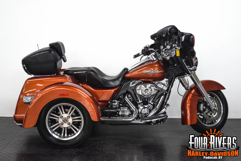 2011 Harley-Davidson FLHXXX - Street Glide Trike
