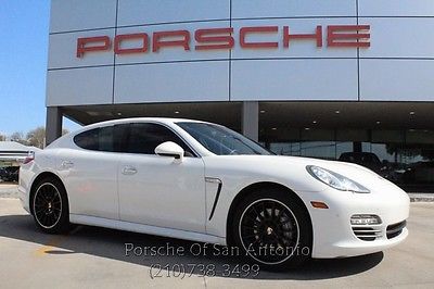 2012 Porsche Panamera  2012 Porsche Panamera S