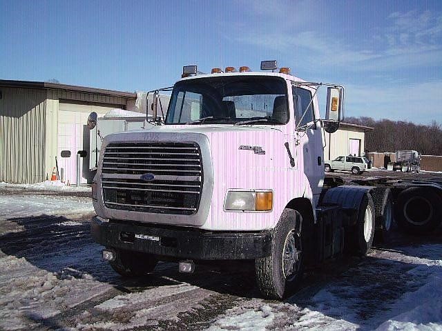 1993 Ford L9000  Conventional - Day Cab