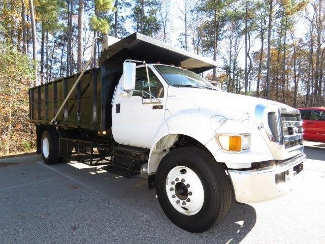 2013 Ford F750  Dump Truck