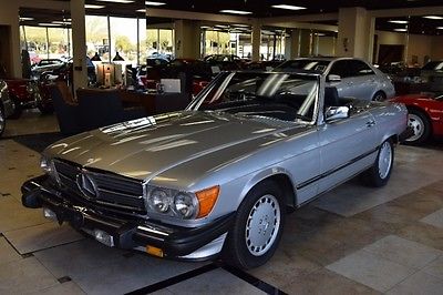 1988 Mercedes-Benz SL-Class Base Convertible 2-Door 1988 Mercedes-Benz 560SL Roadster Convertible