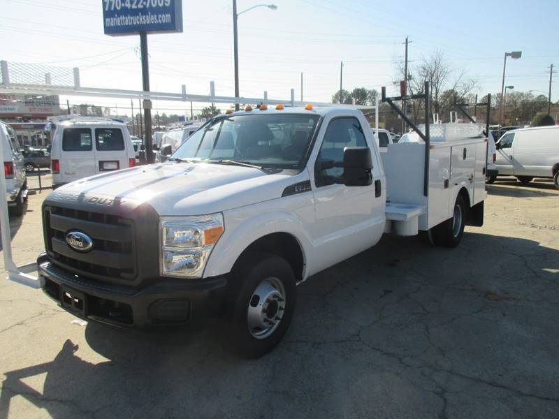 2011 Ford F-350  Cab Chassis