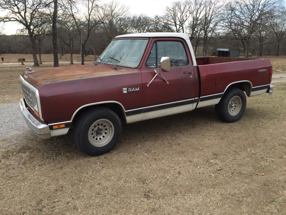 1984 Dodge Ram 1500 CUSTOM 1984 DODGE SHORT WIDE PICKUP V-8 ORIGINAL UNMOLESTED FIND