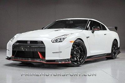 2016 Nissan GT-R  2016 NISSAN GT-R NISMO RARE ONE OWNER TITANIUM EXHAUST 2K MILES