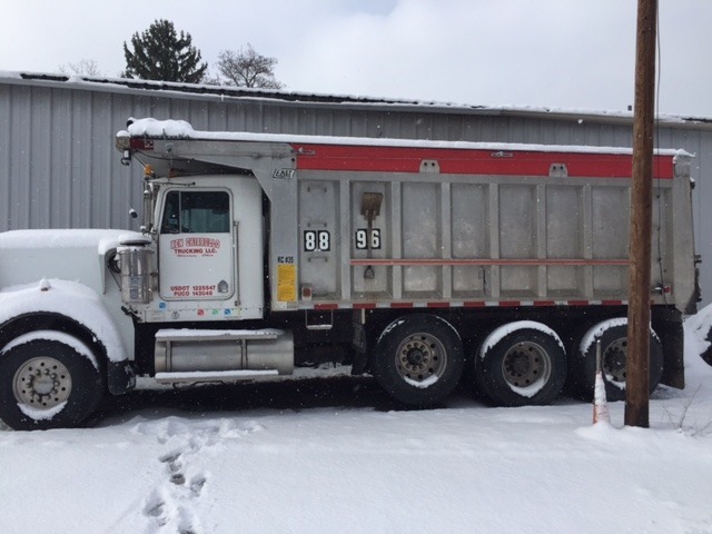 1988 Kenworth W900l Tri-Axle  Dump Truck