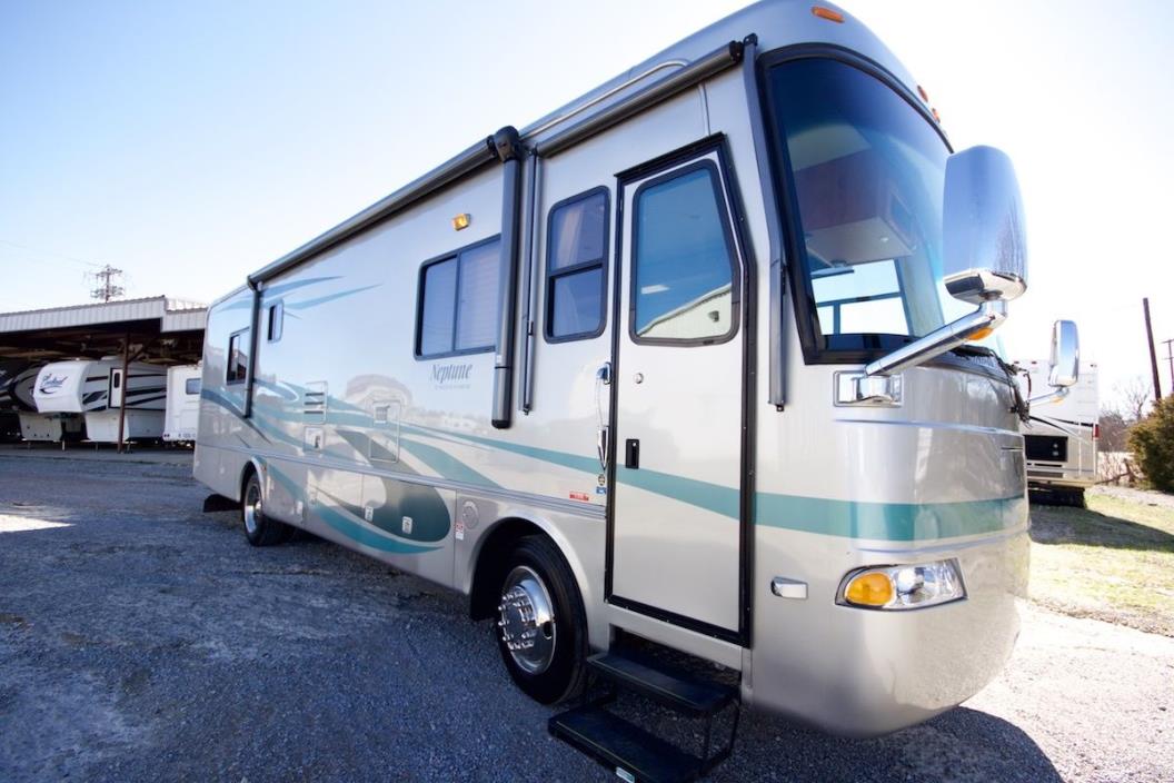 2006 Holiday Rambler Neptune • 2 Slides • One Owner • Surround Sound • More