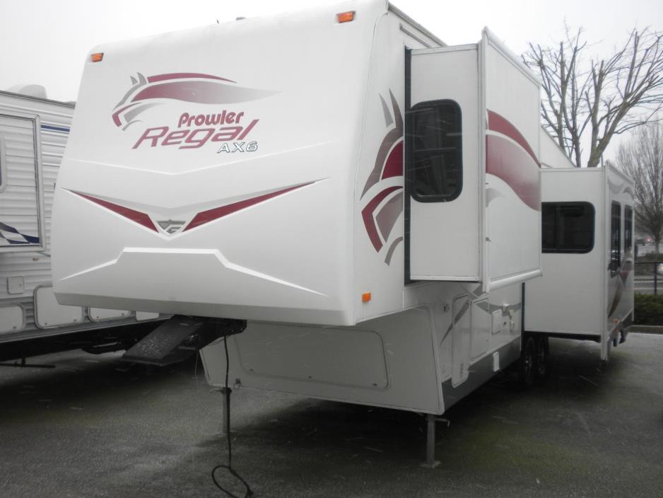 2006 Prowler 31FT FIFTH WHEEL W/2SLIDES SLEEPS 4