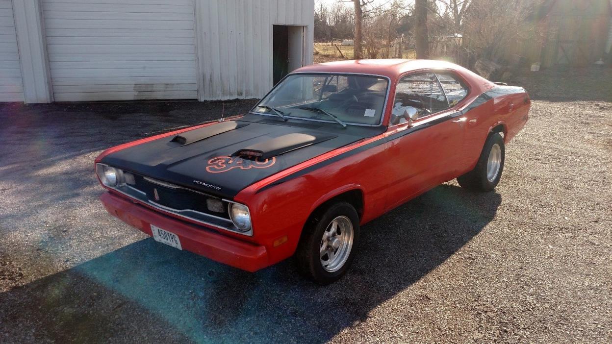 1970 Plymouth Duster  1970 Plymouth Duster Orange and Black 360 Motor Shaker Cowl Hood Muscle Car