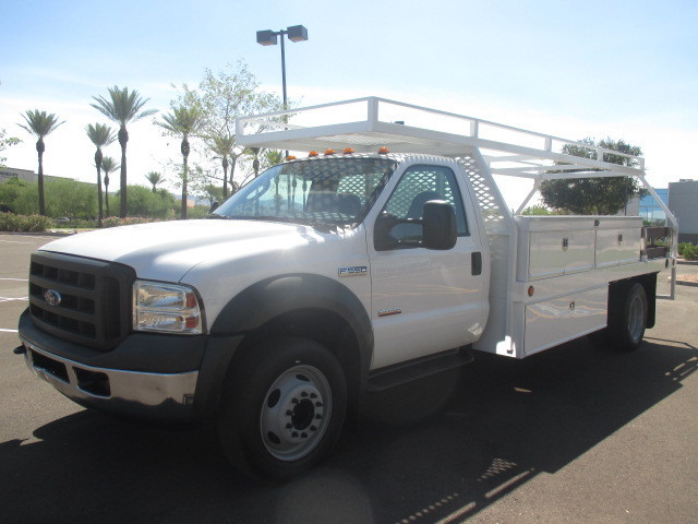 2005 Ford F550  Contractor Truck