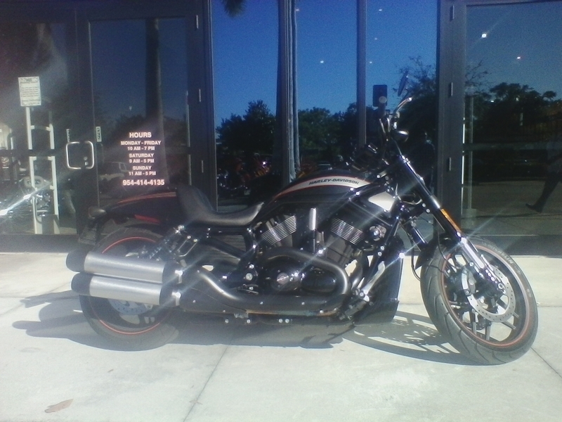 2012 Harley-Davidson XL1200C SPORTSTER CUSTOM