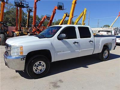 2009 Chevrolet Silverado 2500 LT - 8 CYLINDER ENGINE - CREW CAB 4X4 