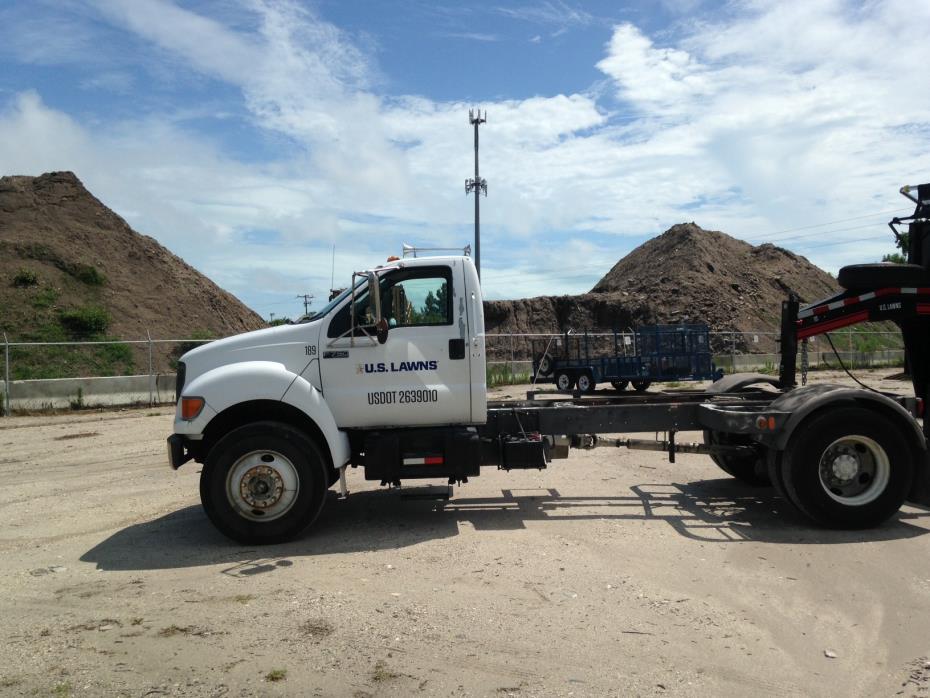 2000 Ford F750  Utility Truck - Service Truck