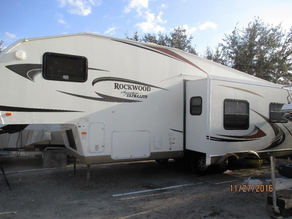 2011 Forest River ROCKWOOD SIGNATURE ULTRA 8265WS