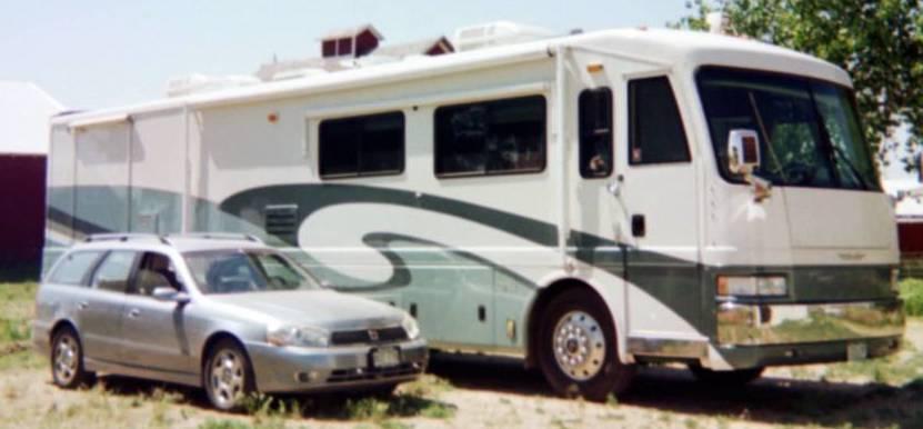1999 Fleetwood American Eagle And Tow